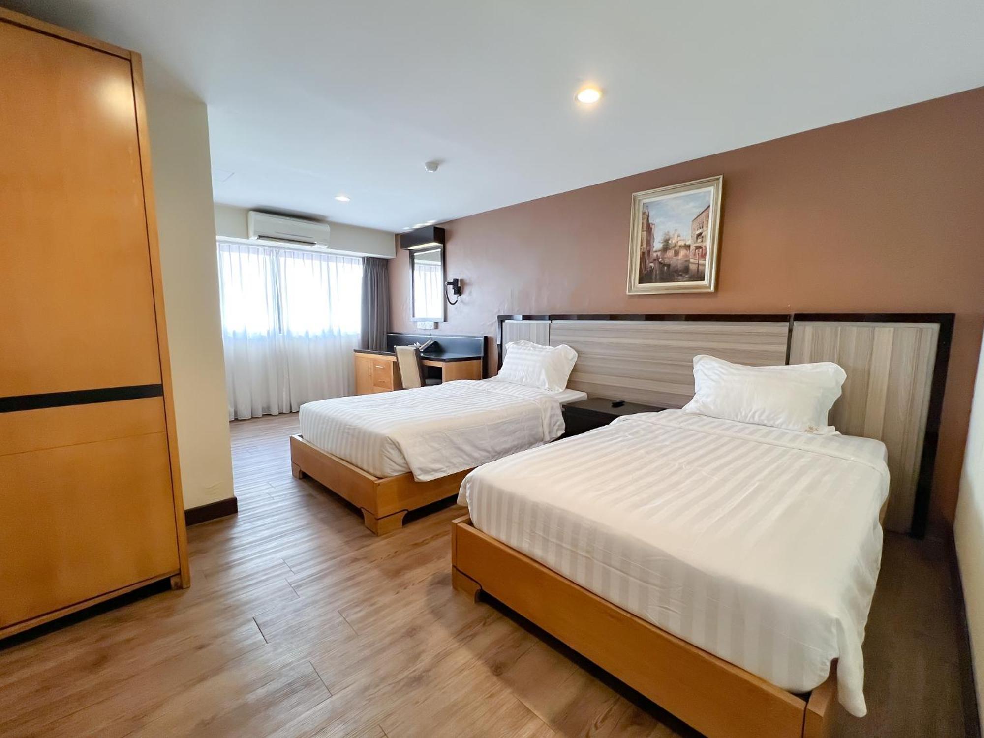 Hallmark Express Hotel Malacca Εξωτερικό φωτογραφία