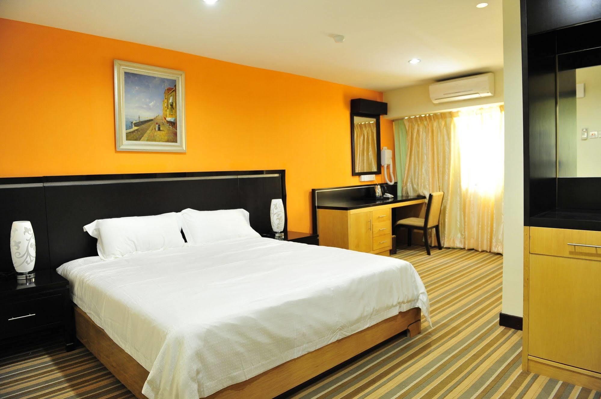 Hallmark Express Hotel Malacca Εξωτερικό φωτογραφία